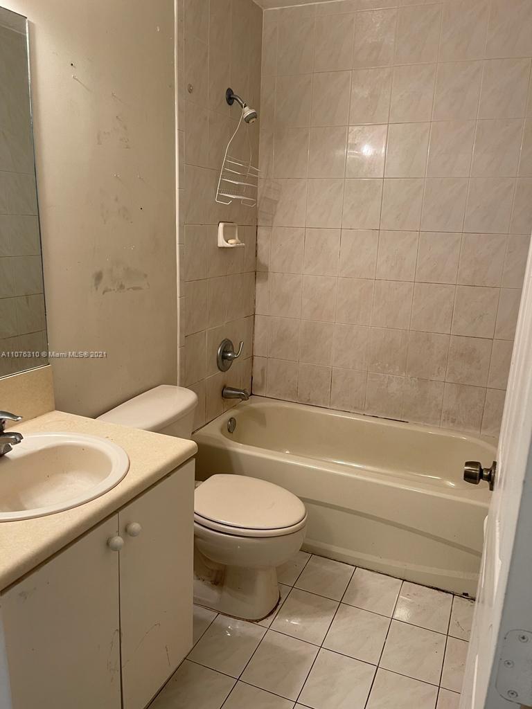 SOUTH POINTE COVE CONDO - Residential