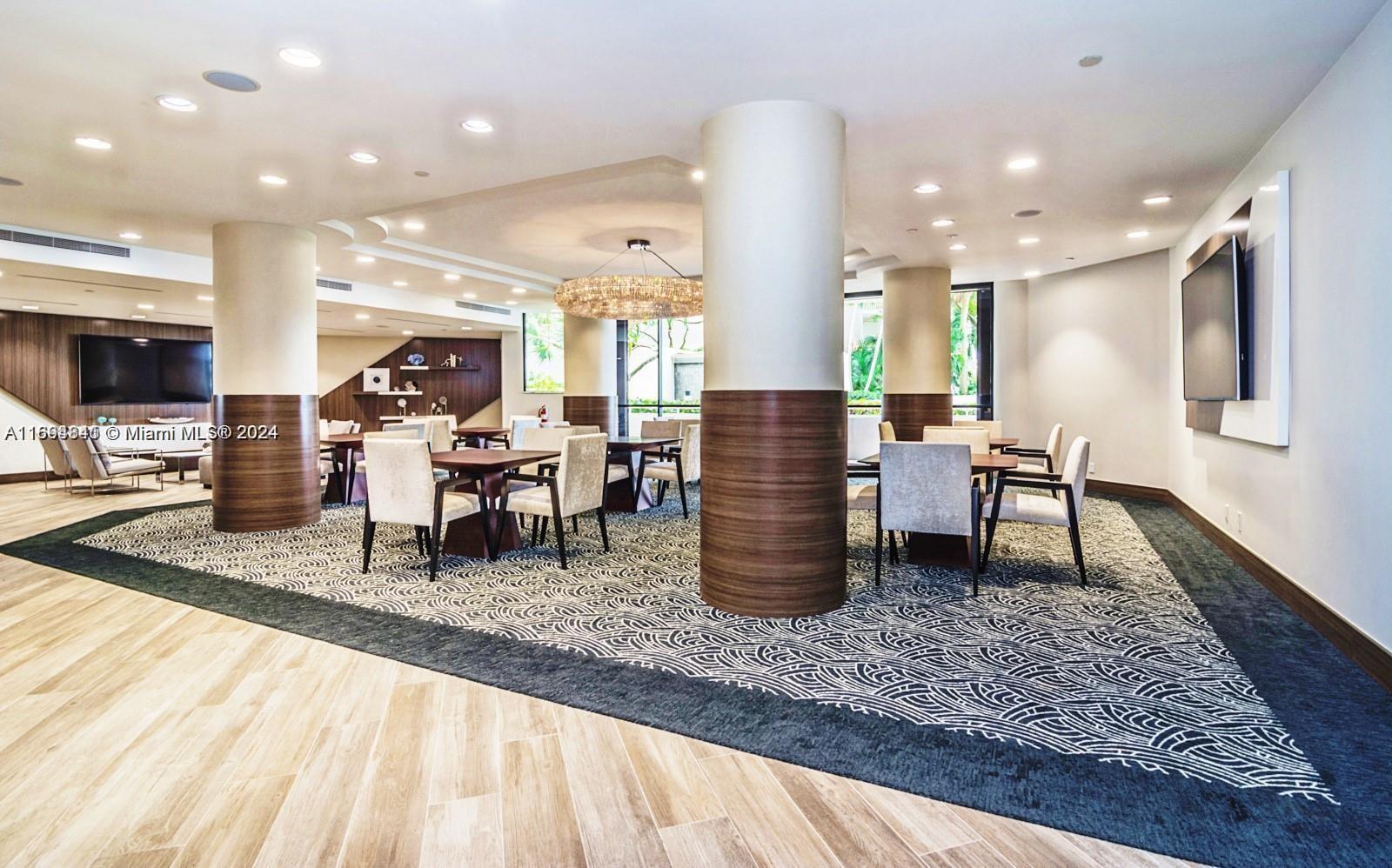 3000 ISL BLVD WILLIAMS IS - Residential