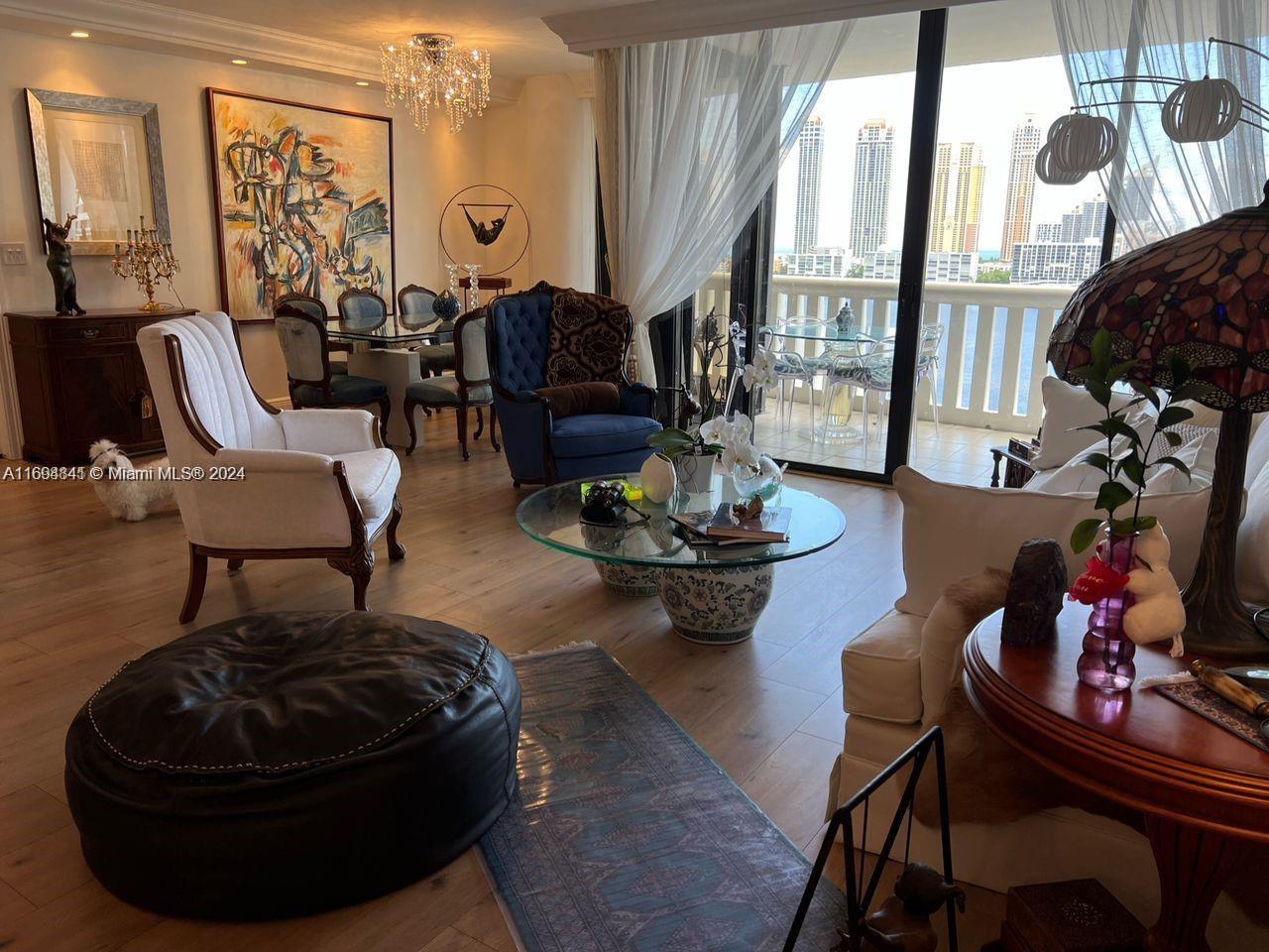 3000 ISL BLVD WILLIAMS IS - Residential