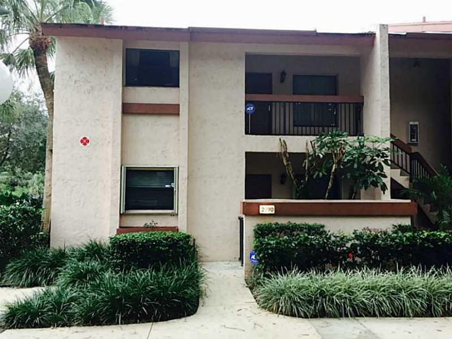 Look No Further!! Fantastic Location!! Peaceful Lake & Preserve Views. One Of The Largest Corner Units In The Township. Newer A/C & Water Heater. Stainless Appliances. Screened Patio Perfect For Entertaining! Large Master w/ Walk In Closet. Private Fenced  Courtyard In Front. Eat In Kitchen. Impact Windows/Doors & Accordion Shutters. Extra Storage. Country Club Style Amenities For All Ages. Quiet Community. Small Pet Ok. Lease Ok After One Year Ownership.