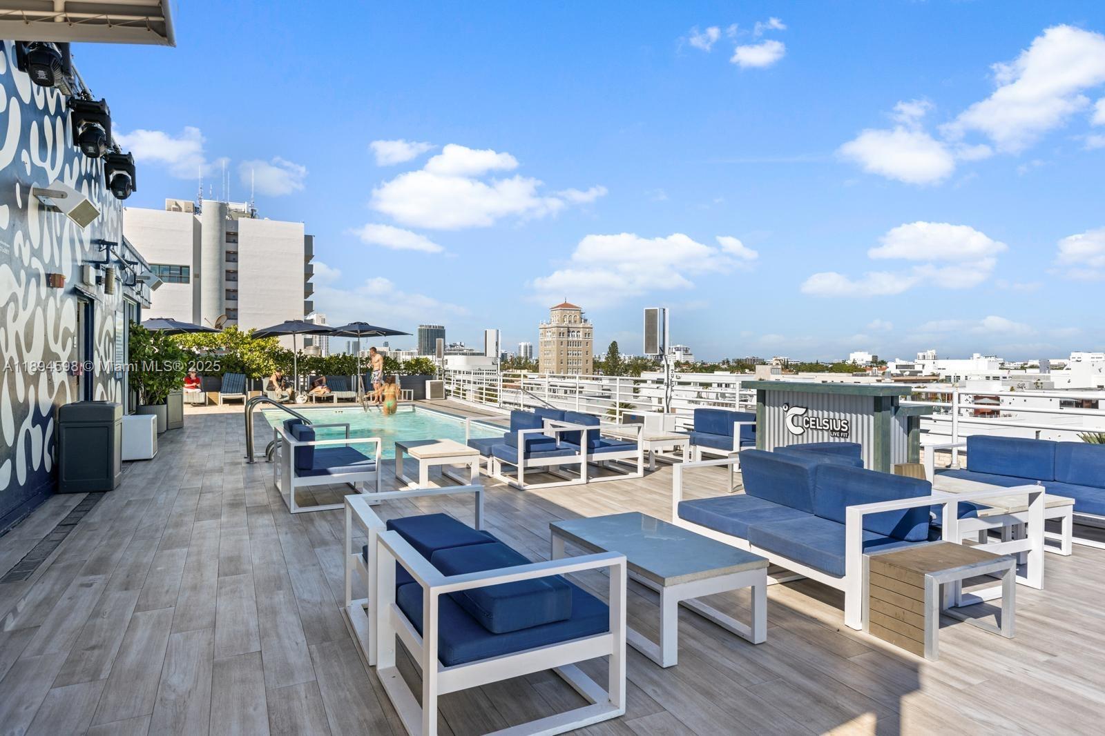 THE STRAND ON OCEAN DRIVE - Residential