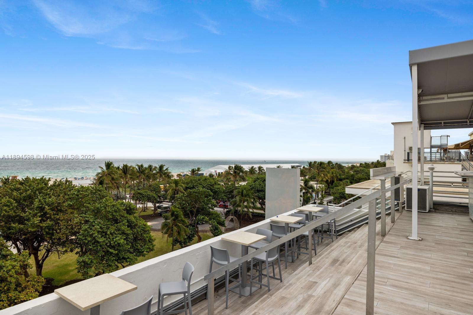 THE STRAND ON OCEAN DRIVE - Residential