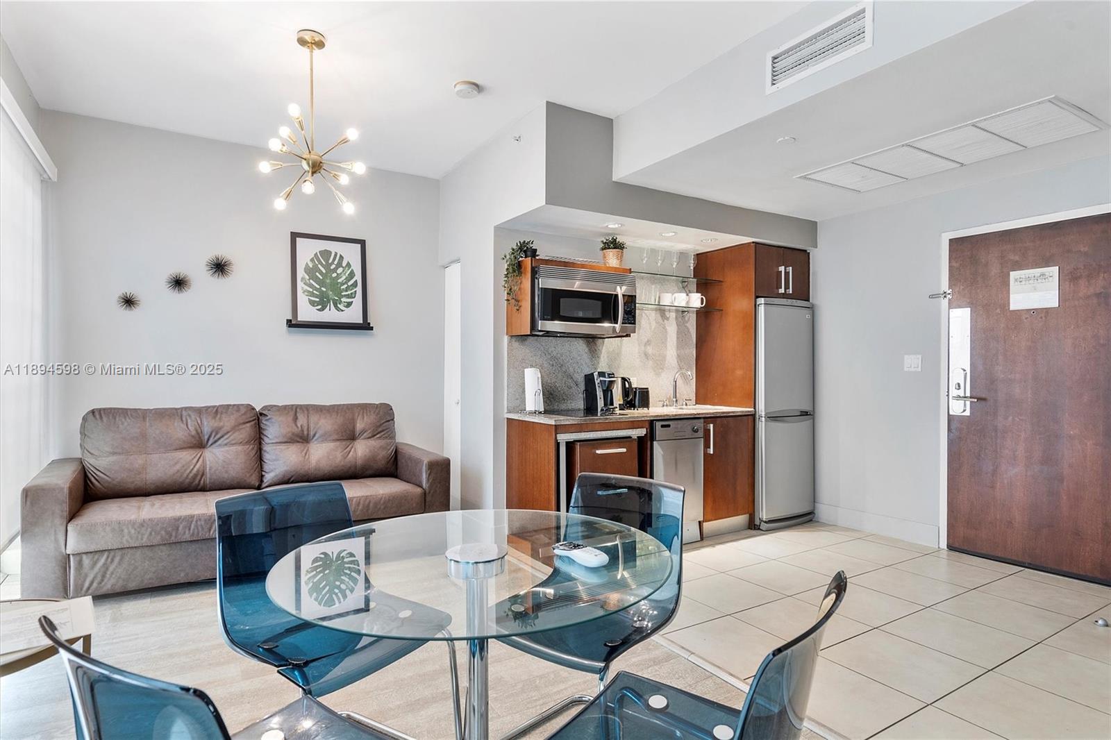 THE STRAND ON OCEAN DRIVE - Residential