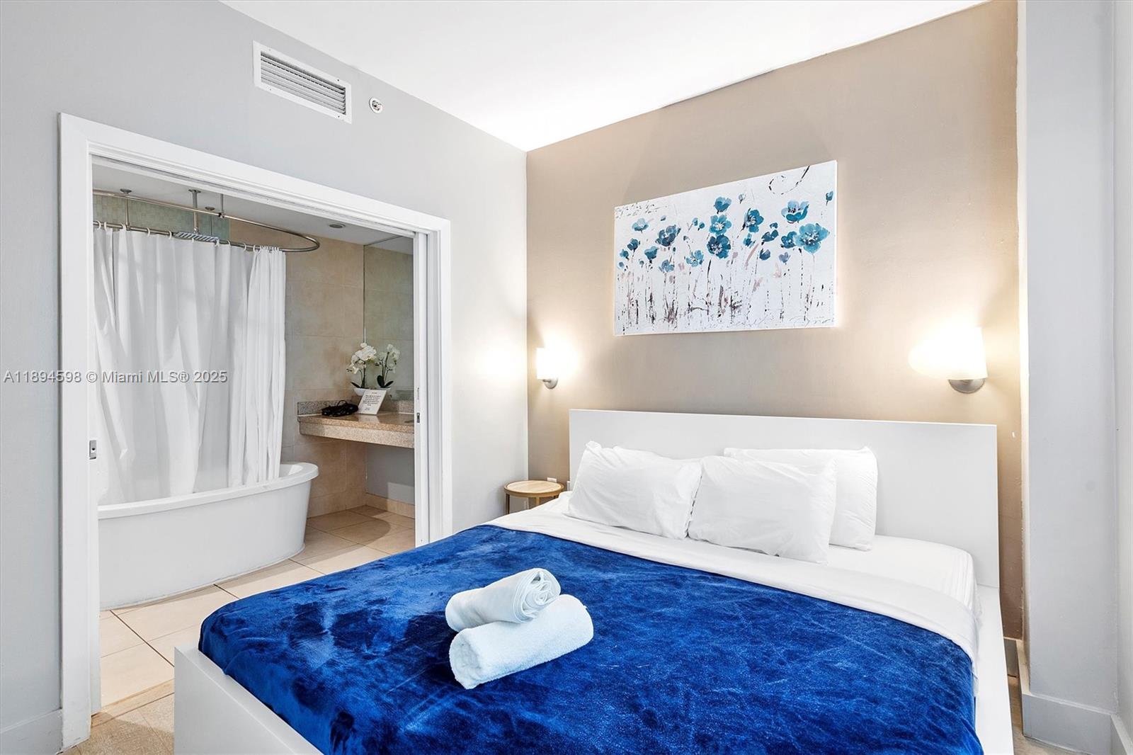 THE STRAND ON OCEAN DRIVE - Residential