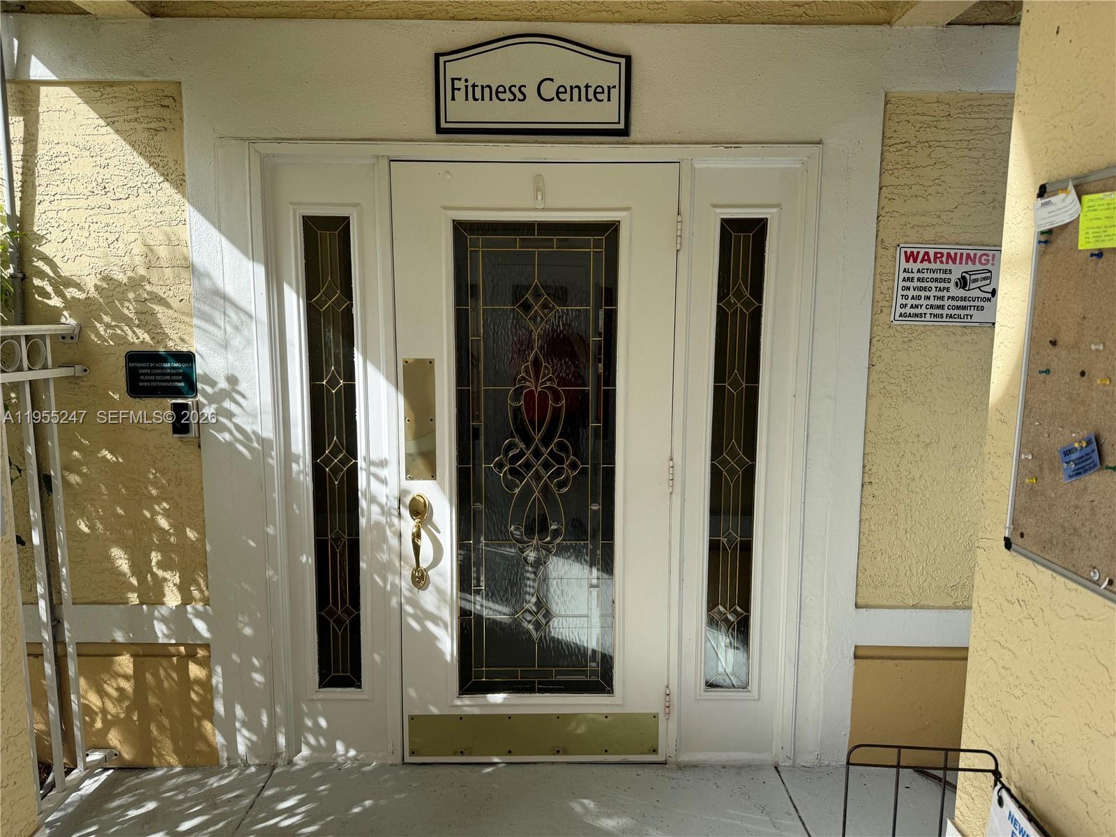 VENETIAN PALMS - Residential