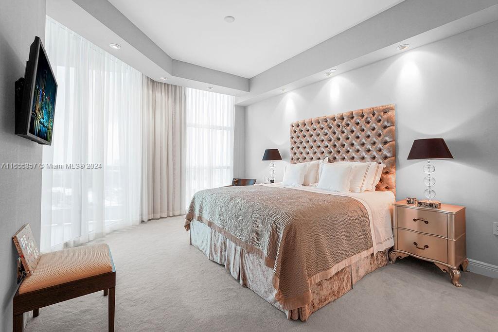 TURNBERRY OCEAN COLONY - Residential