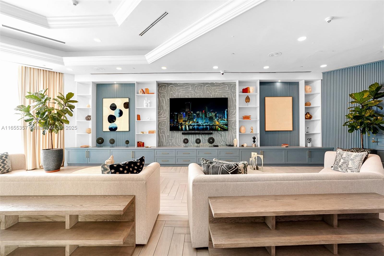 TURNBERRY OCEAN COLONY - Residential