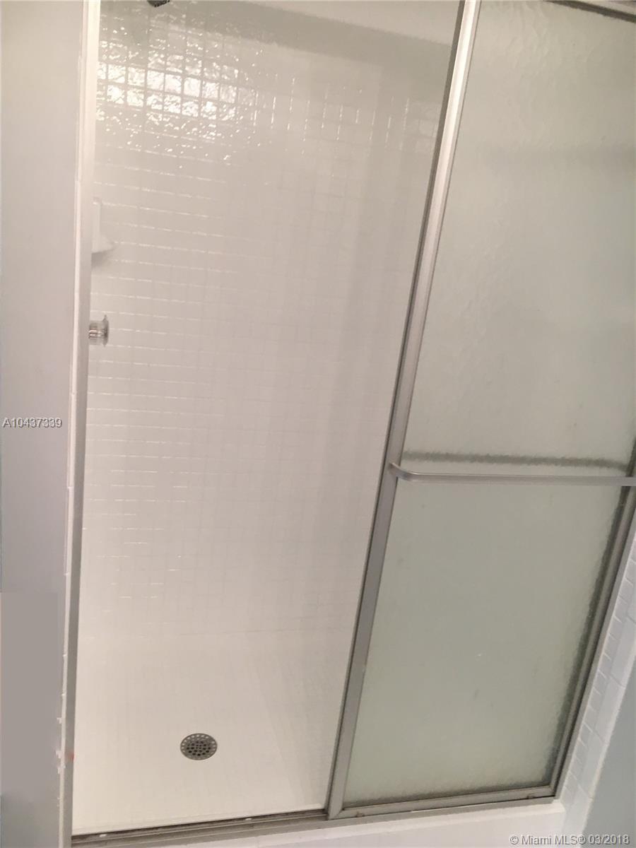 ROYAL PALM AT PLANTATION - Residential