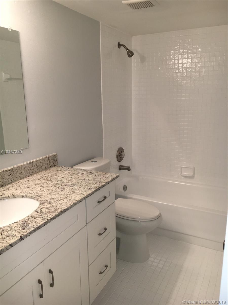 ROYAL PALM AT PLANTATION - Residential