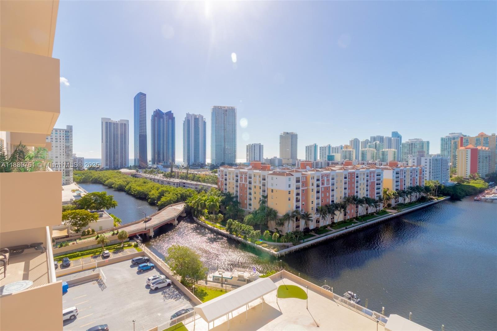 WINSTON TOWERS 100 CONDO - Residential