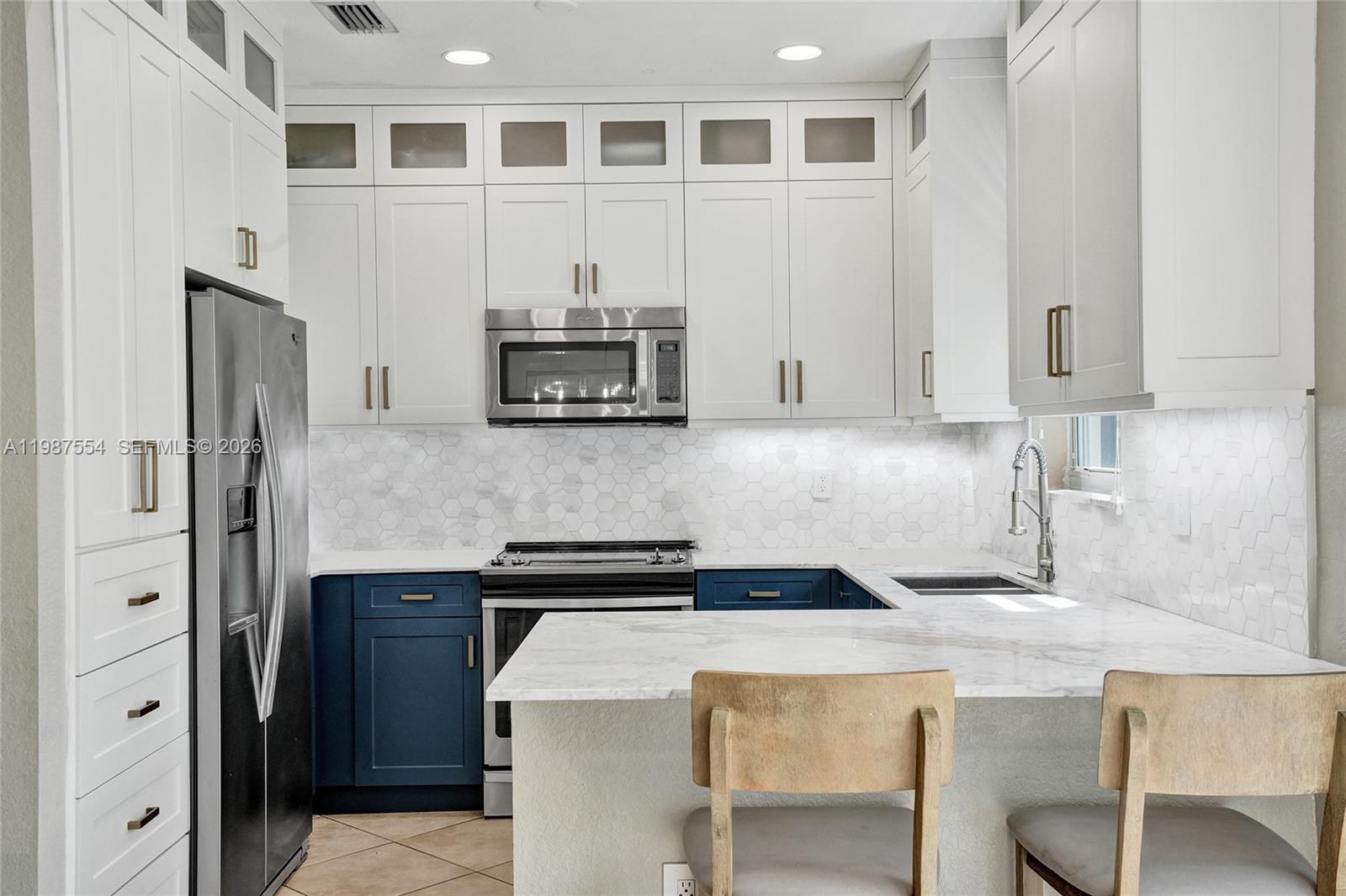 KENDALL BREEZE SOUTH - Residential