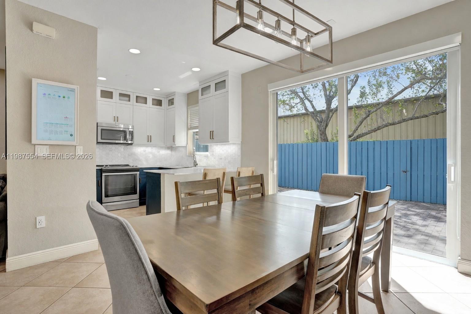 KENDALL BREEZE SOUTH - Residential