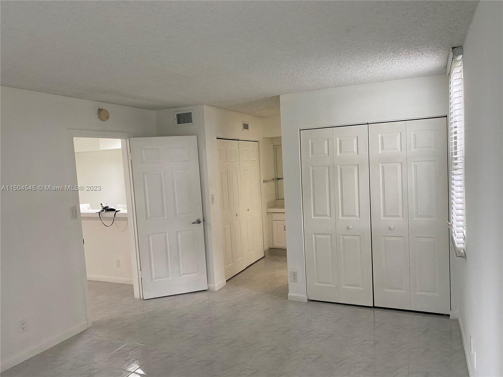 COCO PARC CONDO - Residential