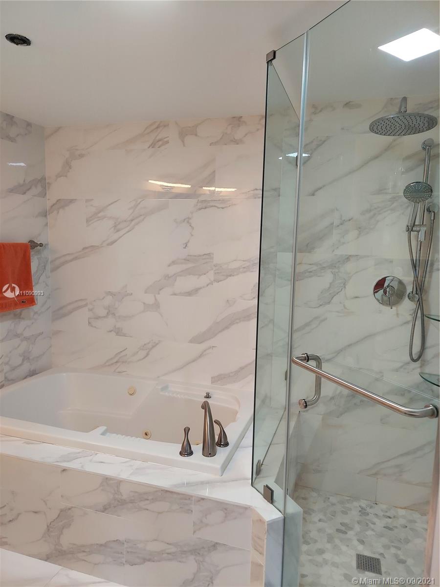 THE LANDMARK CONDO - Residential Lease