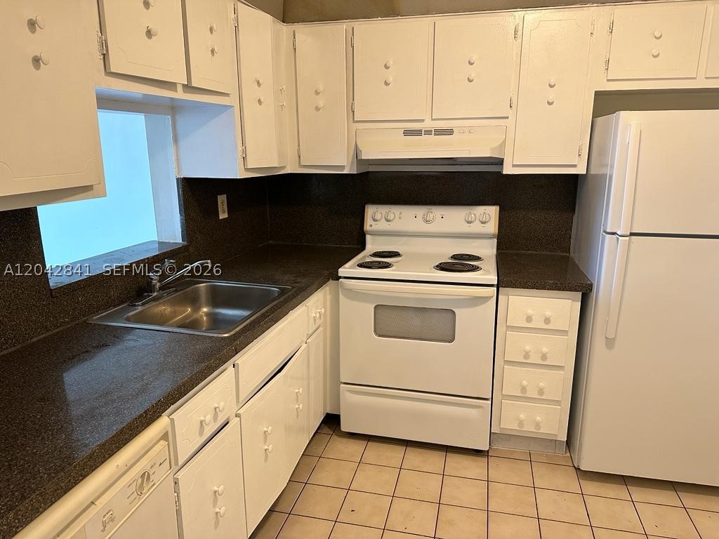 12035 NE 2nd Ave A406