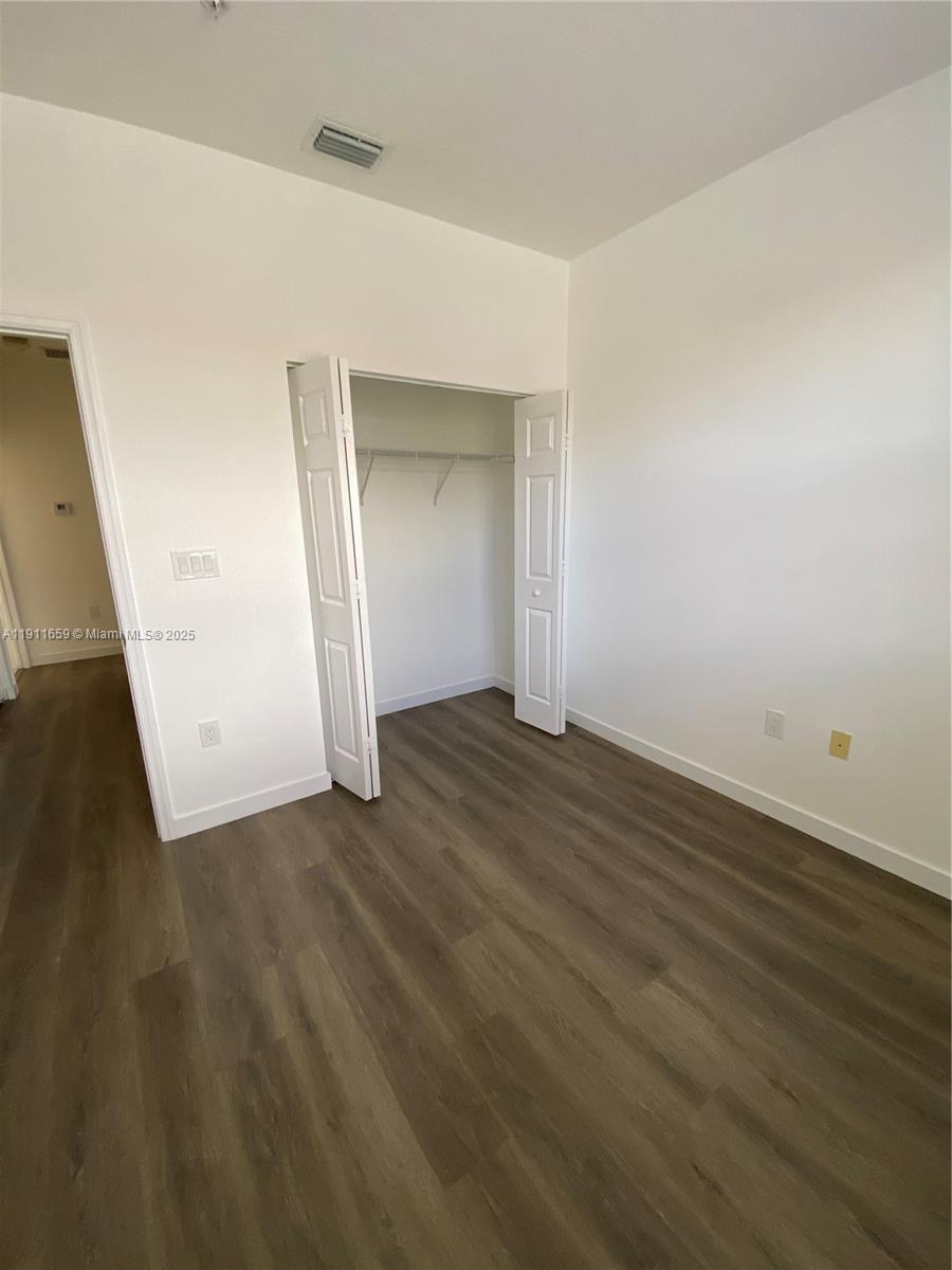 PEMBROKE CAY CONDO - Residential Lease