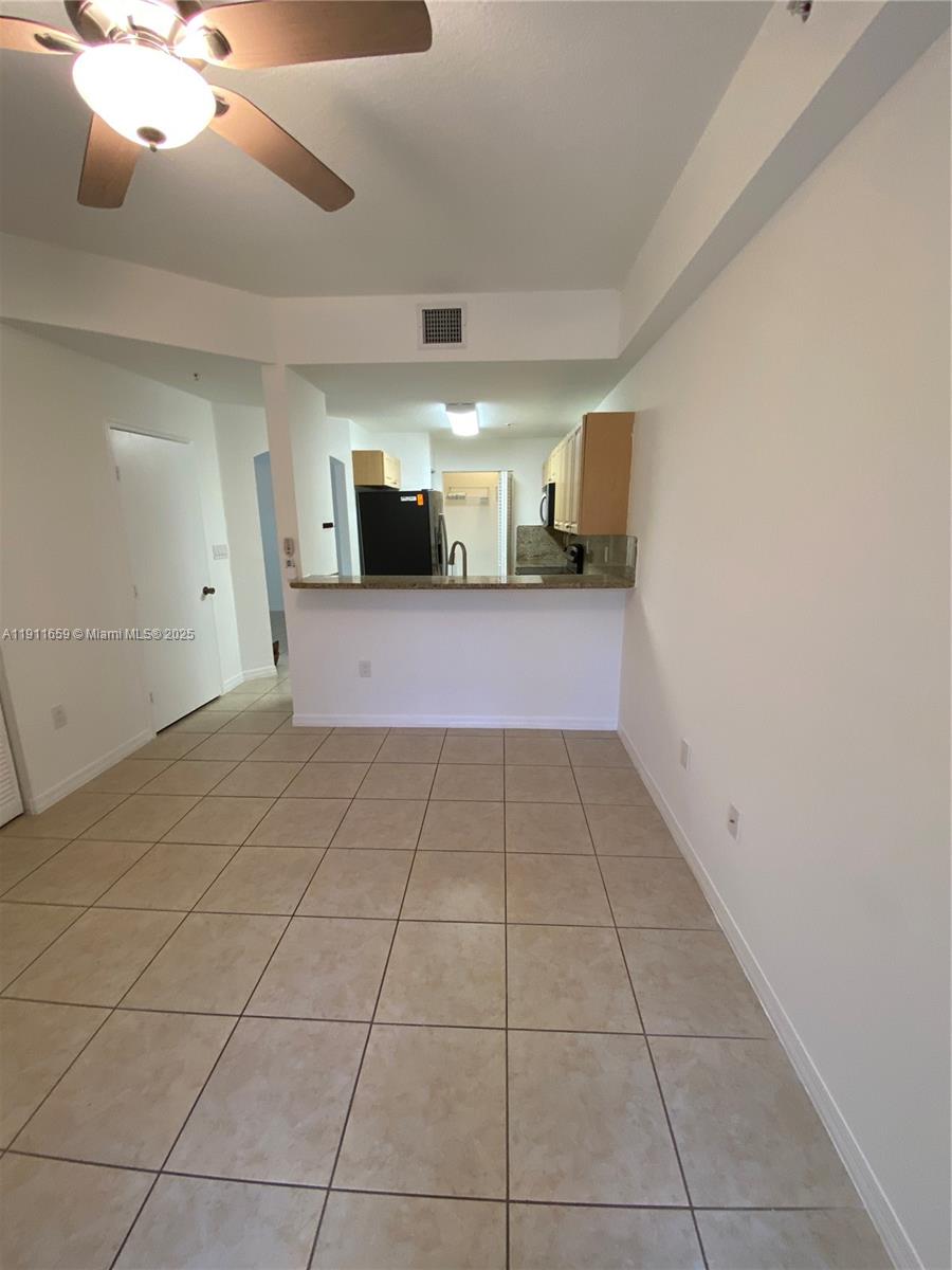 PEMBROKE CAY CONDO - Residential Lease