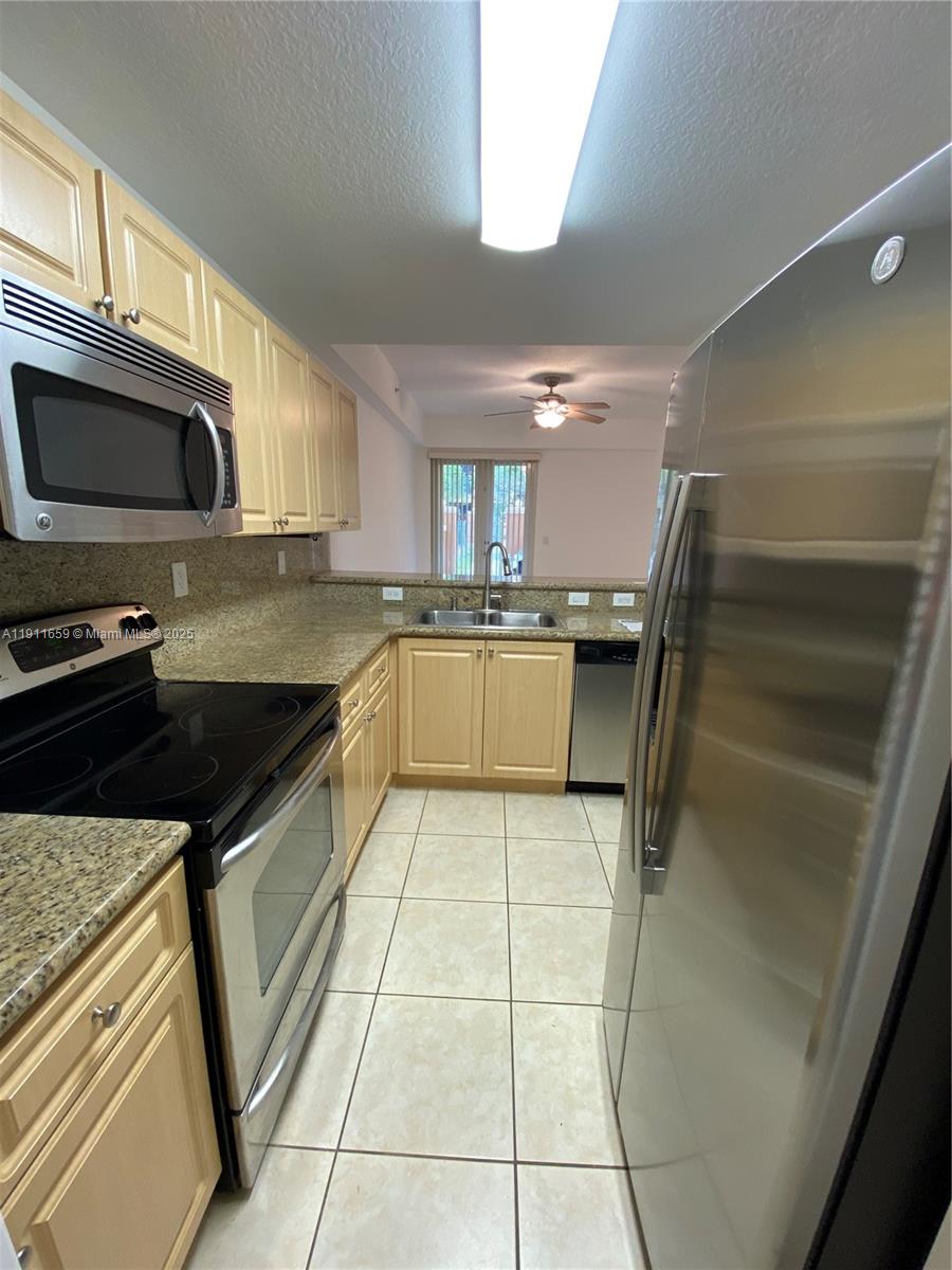 PEMBROKE CAY CONDO - Residential Lease