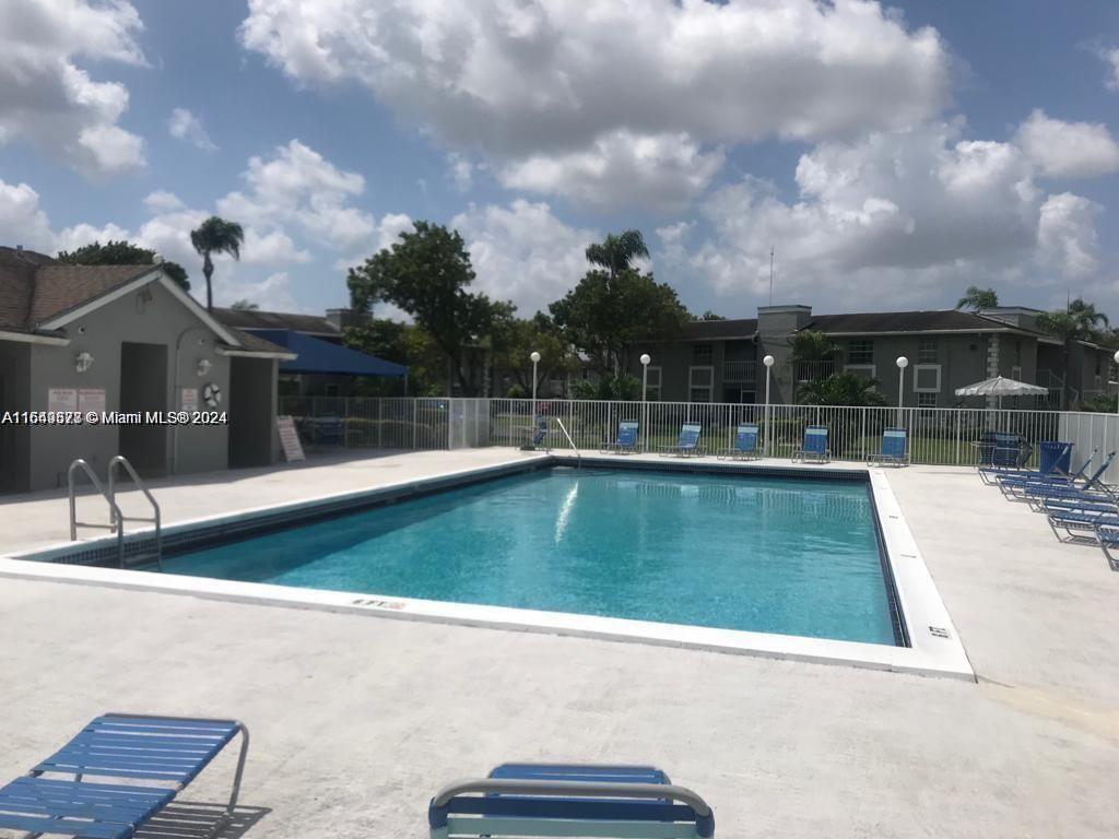 Excellent opportunity ,very nice 2/2 apartment, washer and dryer inside unit , great to live or for investment. Gated community ,close to maim expressway and mall, school zone, don't. miss it