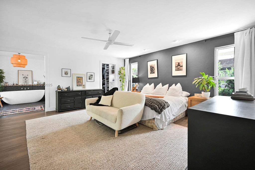 OLD CUTLER VILLAS - Residential