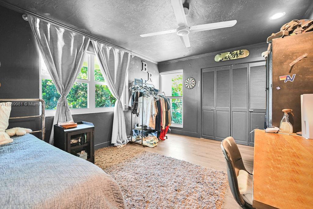 OLD CUTLER VILLAS - Residential