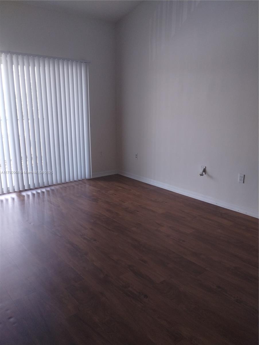 655 SW 111th Way 305