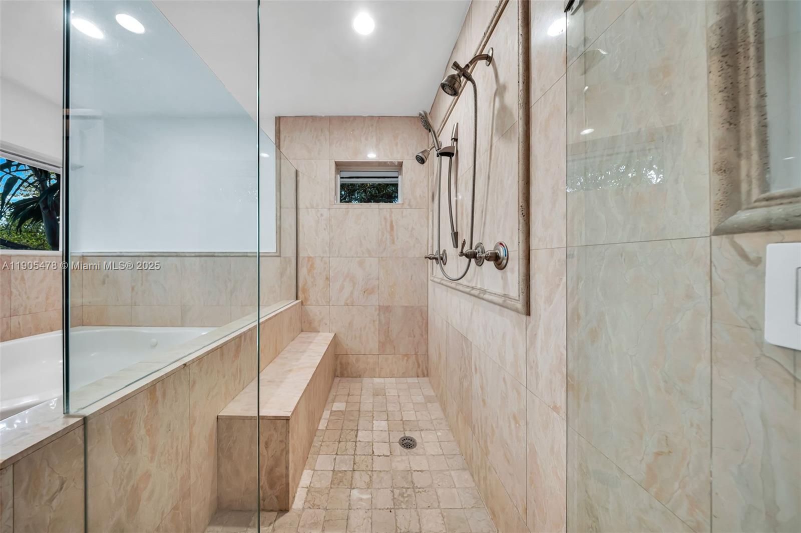 C GAB COUNTRY CLUB SEC 5 - Residential Lease