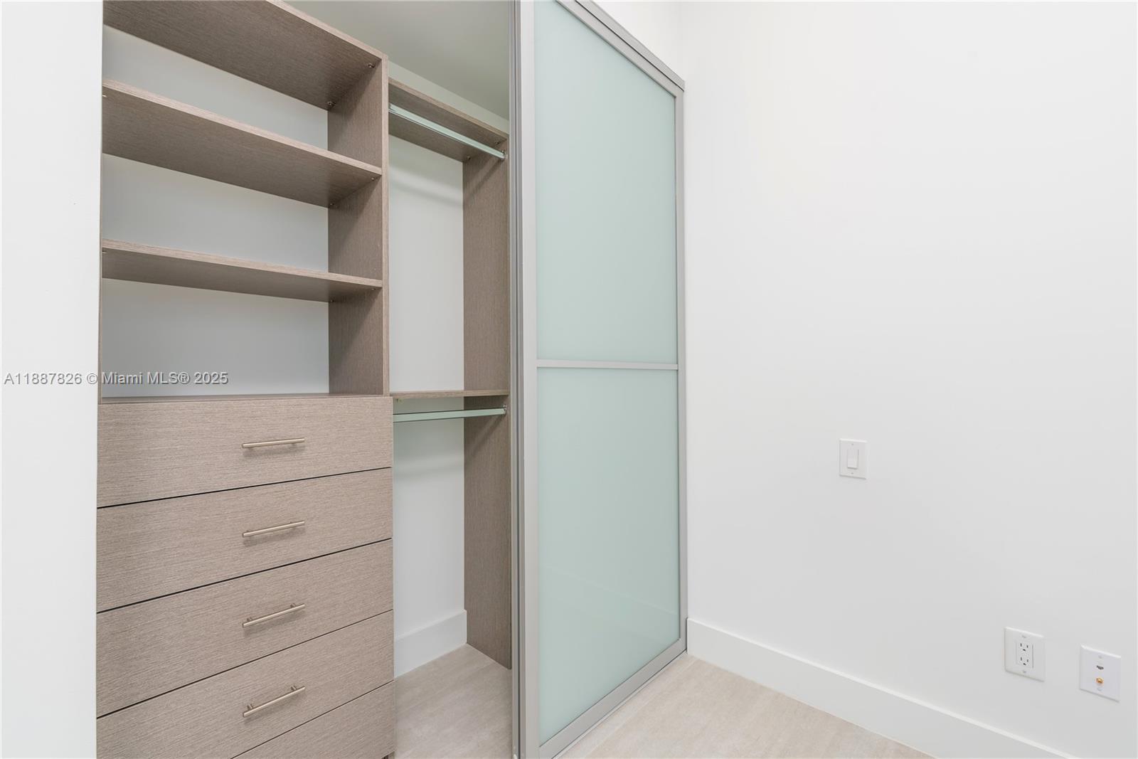 400 SUNNY ISLES CONDO EAST - Residential Lease
