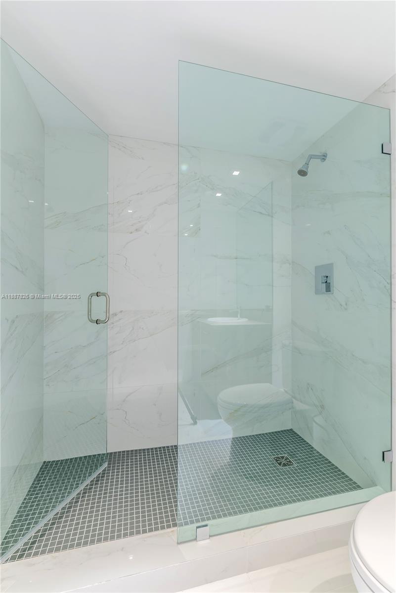 400 SUNNY ISLES CONDO EAST - Residential Lease