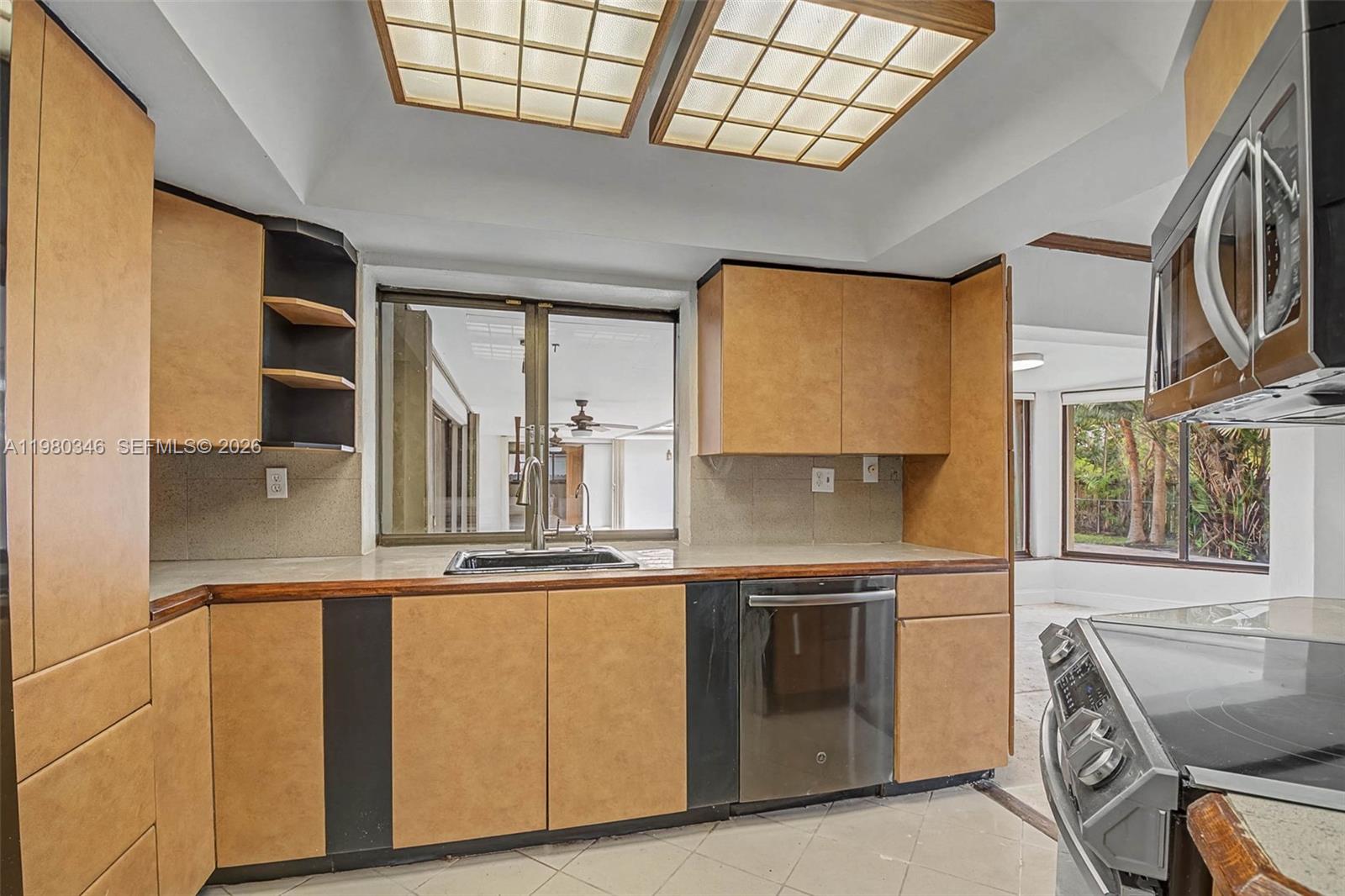 MARY ANN ESTATES - Residential