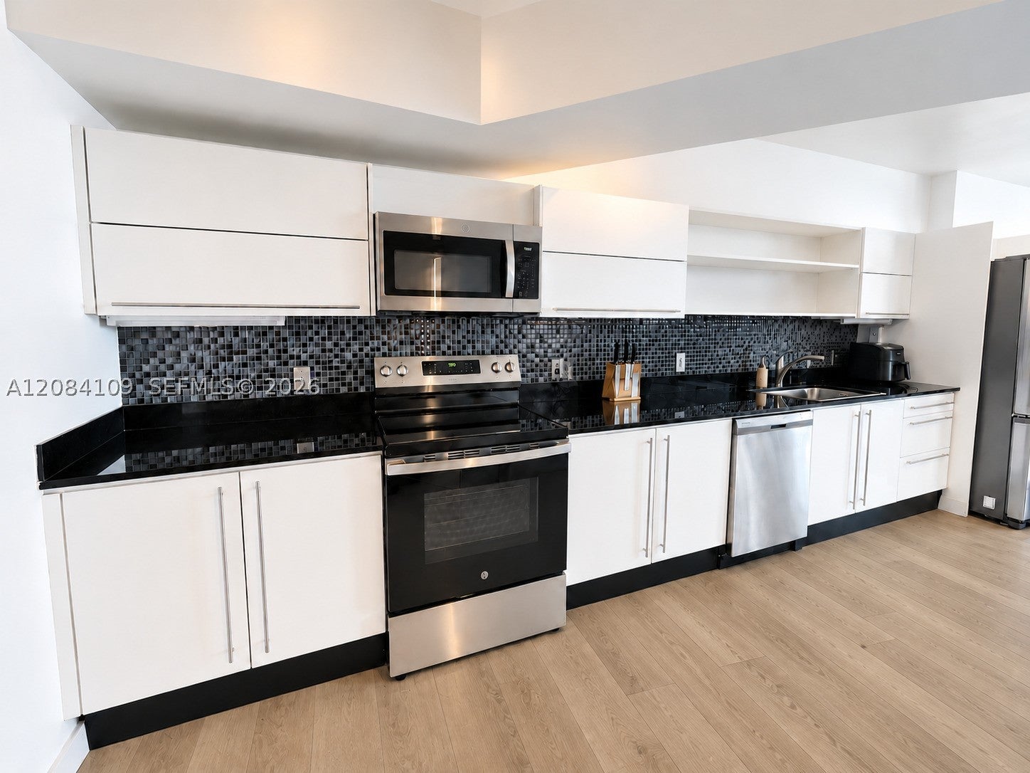 690 SW 1st Ct 602