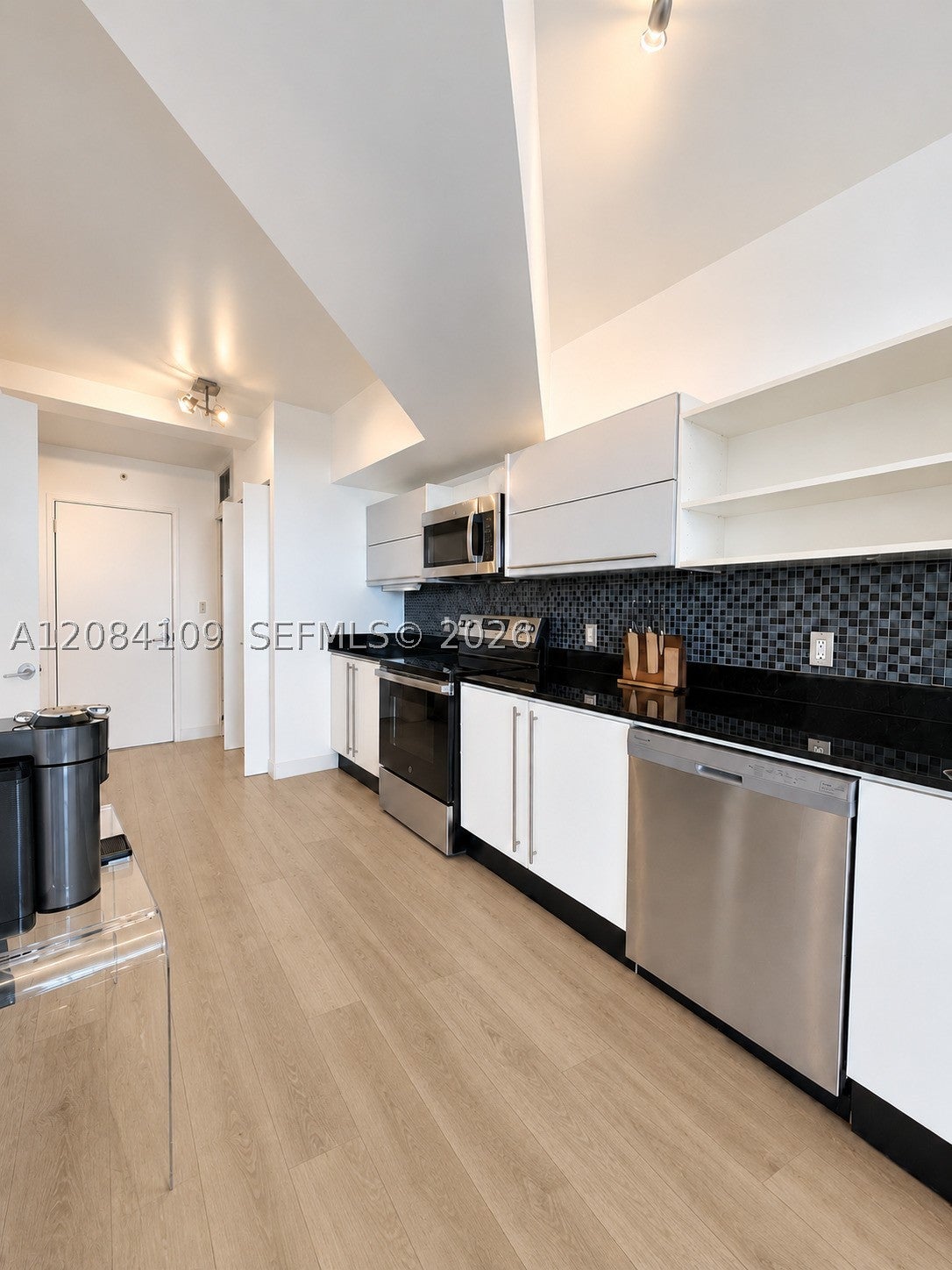 690 SW 1st Ct 602