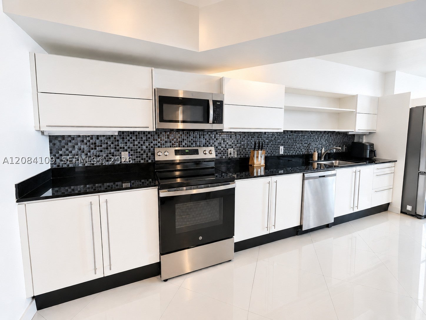 690 SW 1st Ct 602