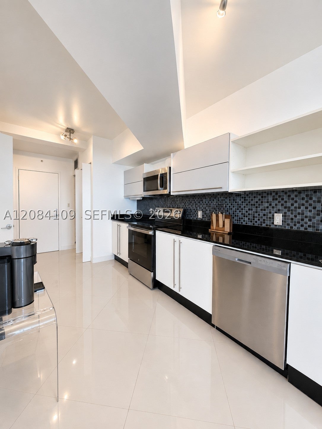 690 SW 1st Ct 602