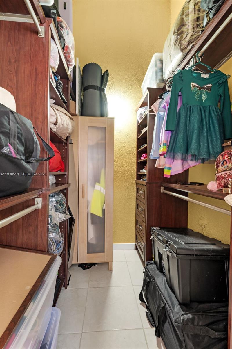 EVERGLADES SUGAR & LAND C - Residential