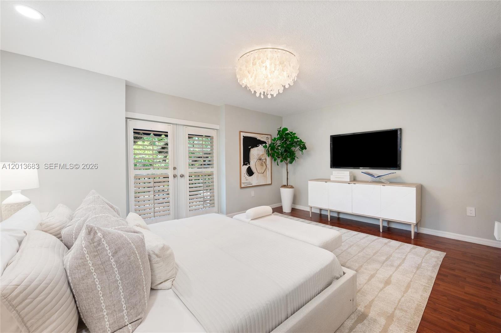 TANGERINE SUB - Residential Lease