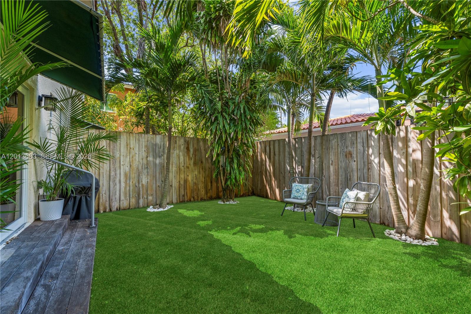 TANGERINE SUB - Residential Lease