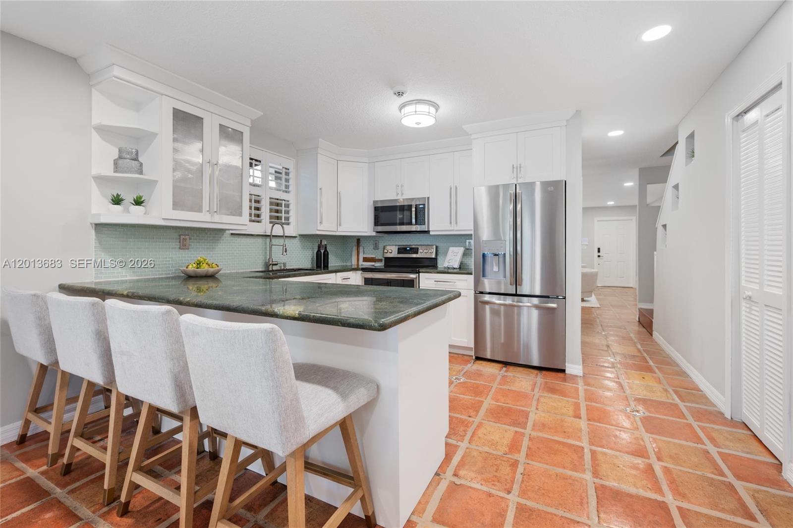 TANGERINE SUB - Residential Lease