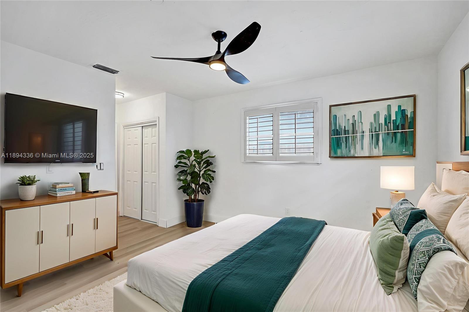 SUNRISE GOLF VILLAGE FIRS - Residential