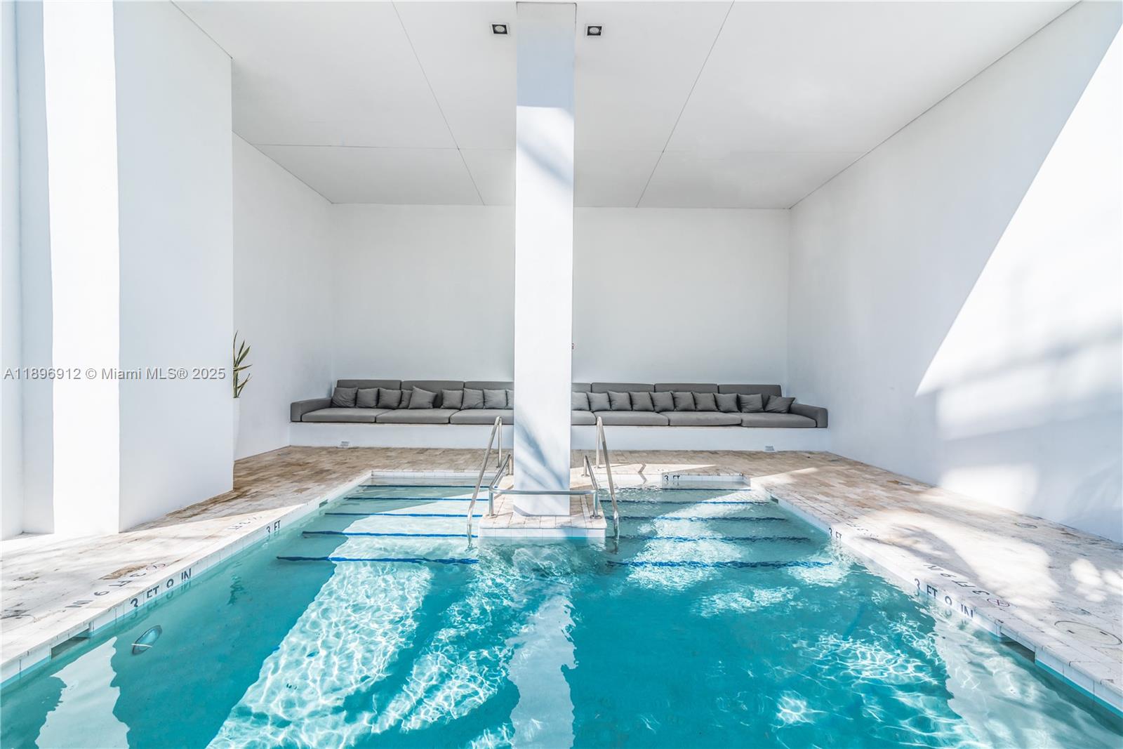 TEN MUSEUM PK RESIDENTIAL - Residential