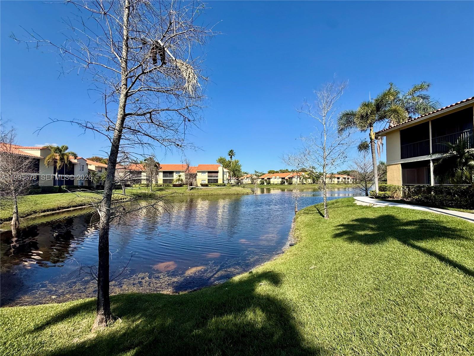 ROYAL POINCIANA CONDO - Residential Lease