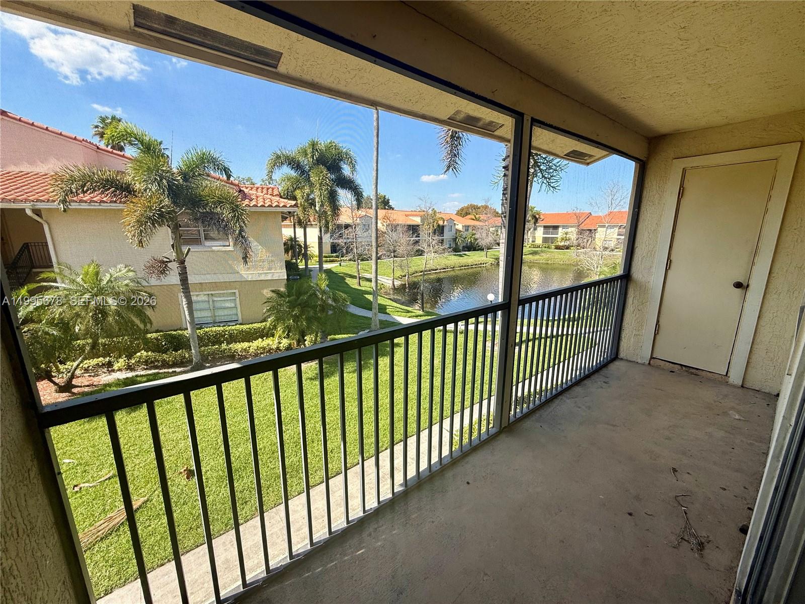 ROYAL POINCIANA CONDO - Residential Lease