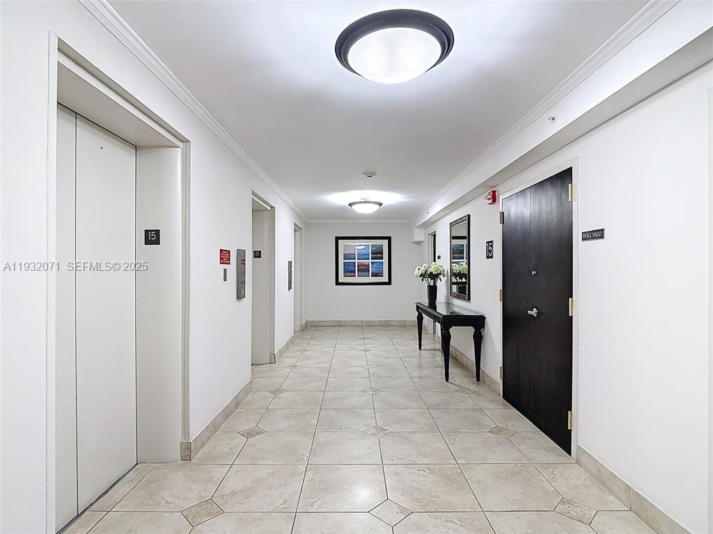 ADMIRALS PORT CONDO-EAST - Residential