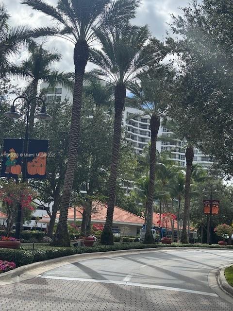 MYSTIC POINTE CONDO NO TH - Residential Lease