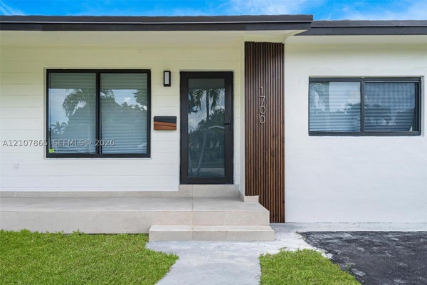 1700 SW 71ST CT # 0, MIAMI, FL 33155 - Image 3bdfdaf202dec2241019db37c0c85eef/2095753355