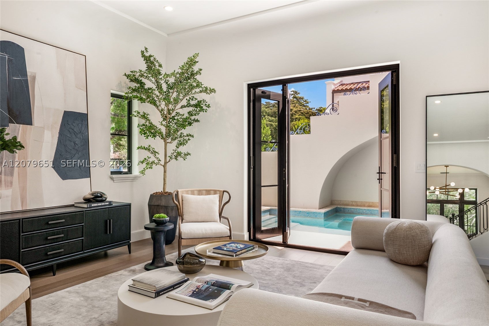550 Malaga Ave Villa 1