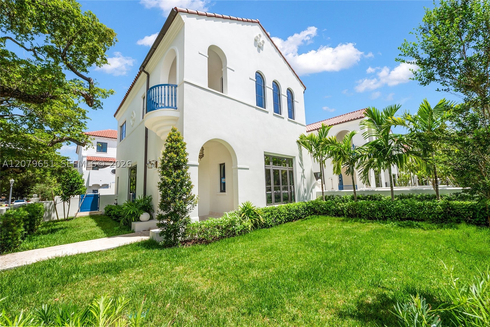 550 Malaga Ave
