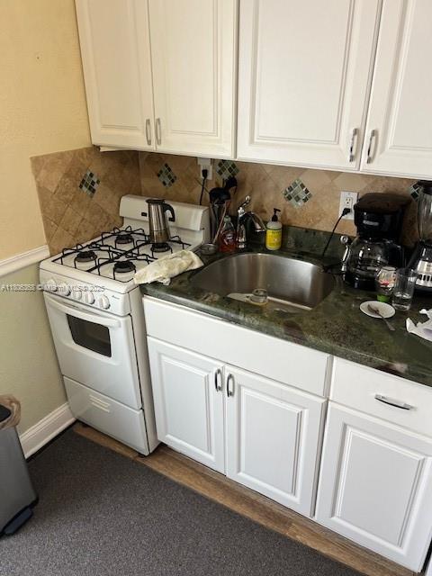 6018 Plunkett St 1