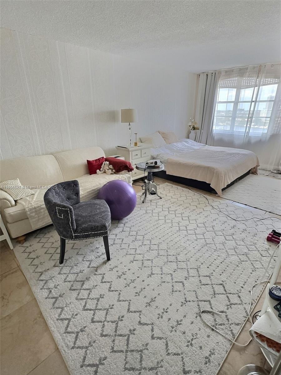 GOLDEN SURF TOWERS CONDO - Residential