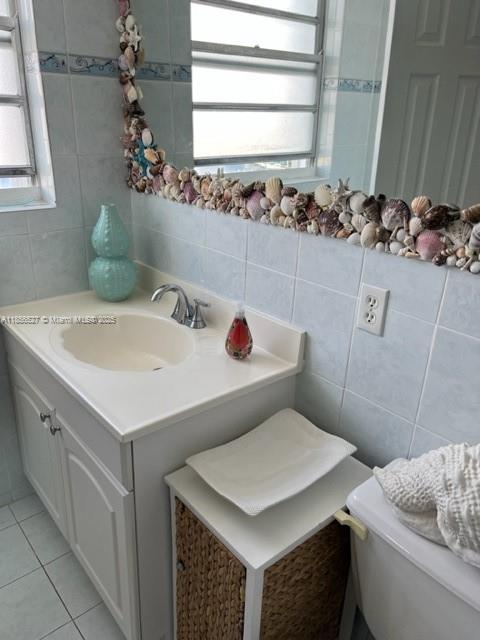 GOLDEN SURF TOWERS CONDO - Residential